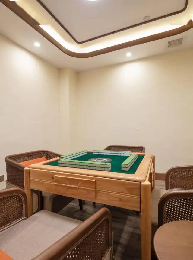 白金岛长沙麻将插件(揭秘手机上提高胜率)