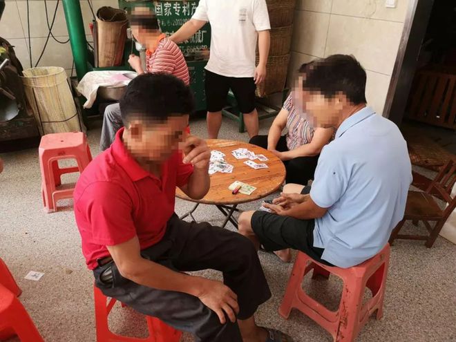 (2分钟介绍)“打三公有什么办法赢钱《新浪科技 讲解窍门》