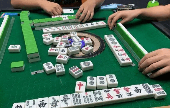 优选推荐“普通麻将机老输怎么办一《我来教教你怎么赢 》