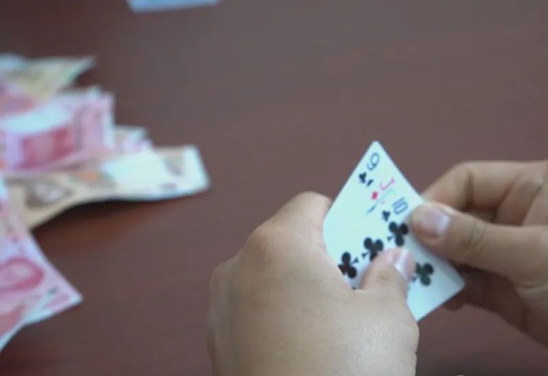实测分享“扑克牌赢钱的技巧—详细解说+新浪科技