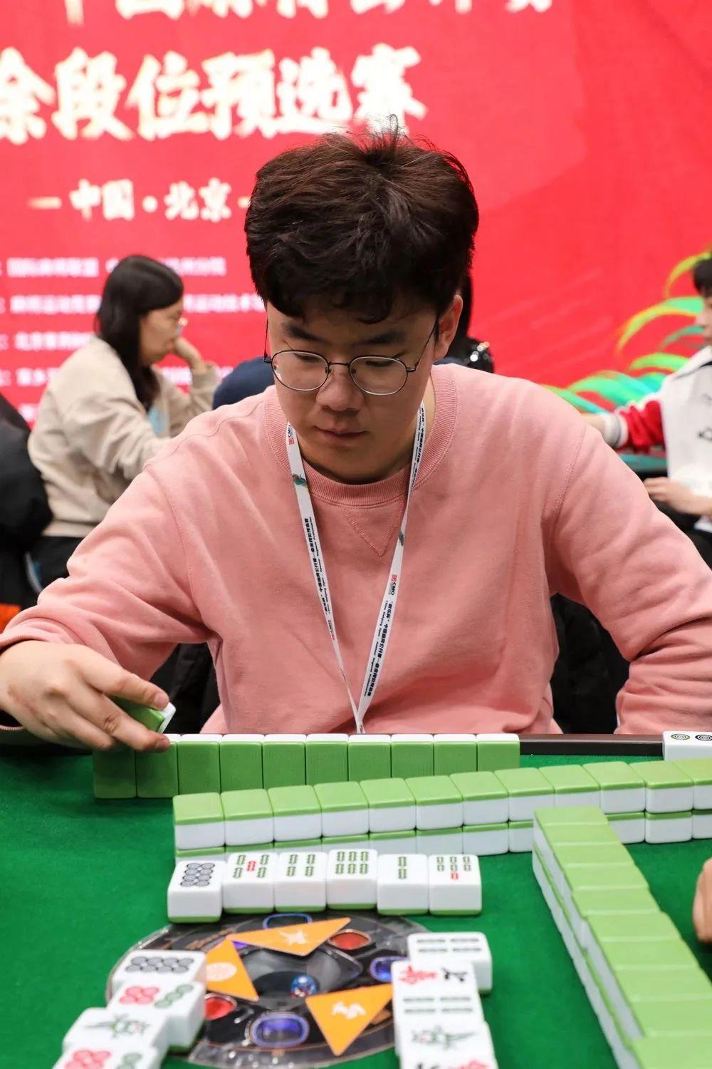 微乐山东麻将胡牌技巧(揭秘手机上自建房怎么赢)