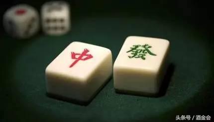 手机麻将怎么让系统给你发好牌(其实真的有挂)