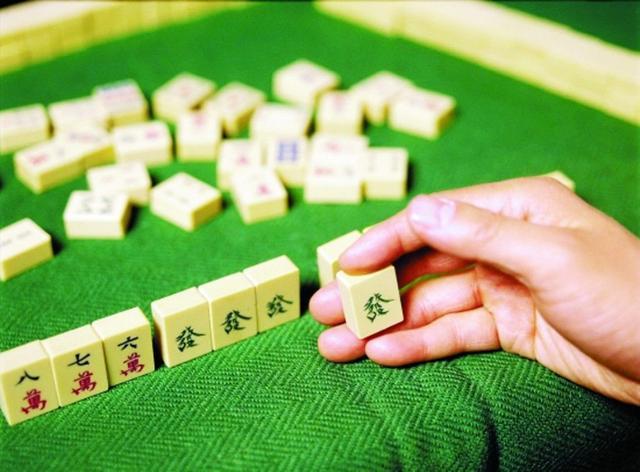 中至麻将胡牌神器软件(真的确实是有挂)